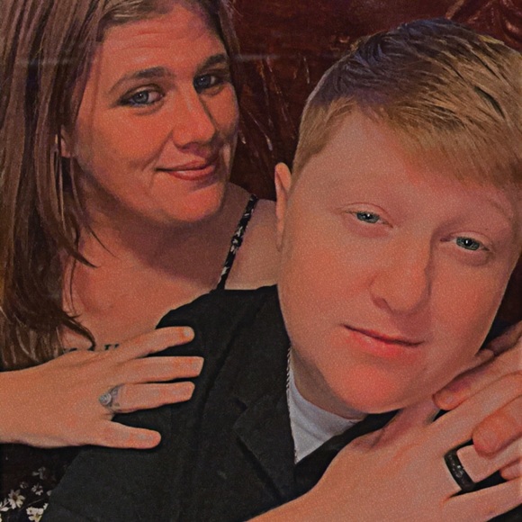 Meet your Posher, Danielle - Picture 1 of 1